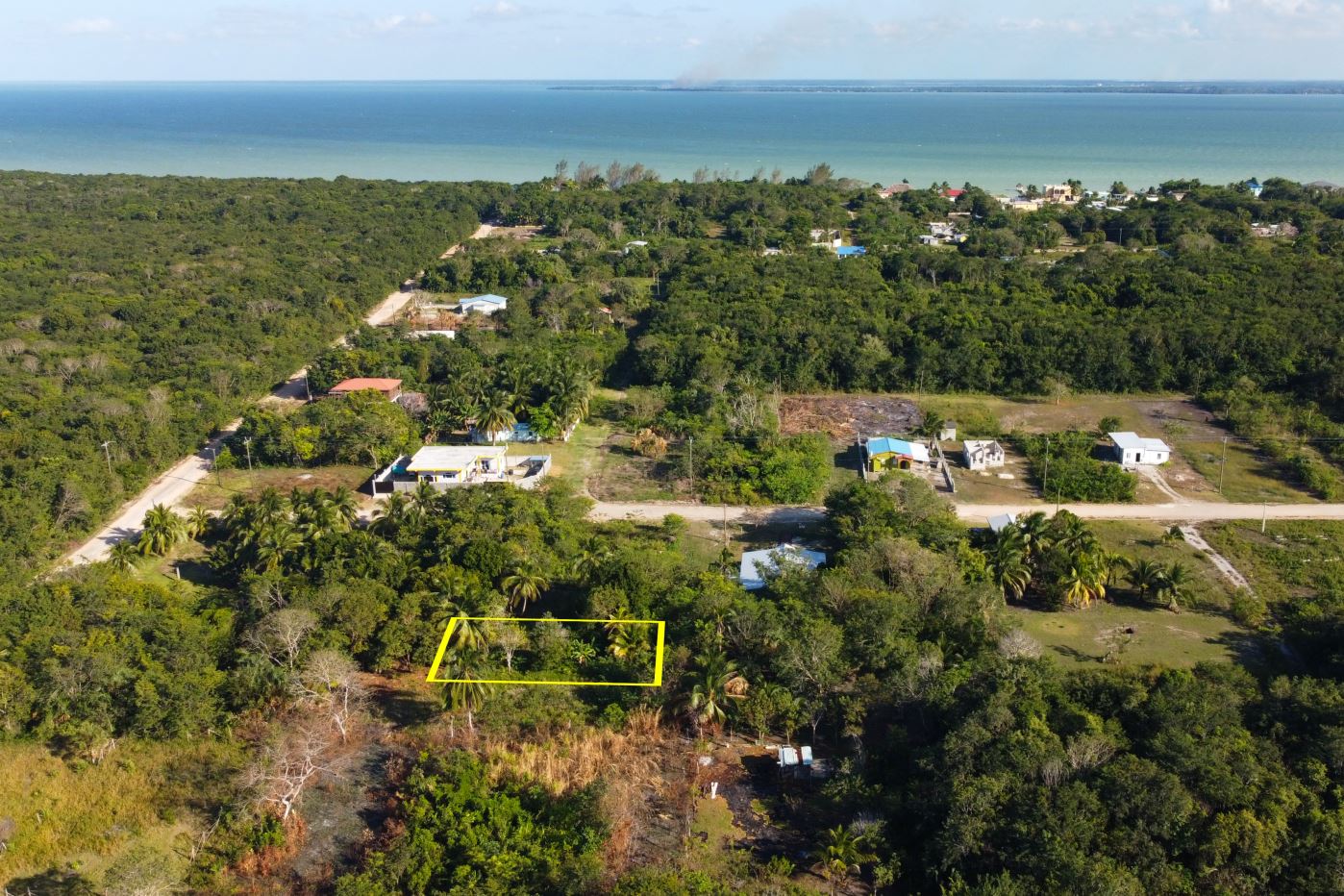 Featured image Empty Lot Near Sea in Finca Solana, Corozal