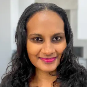 Headshot of Anessa Williams REMAX Belize agent