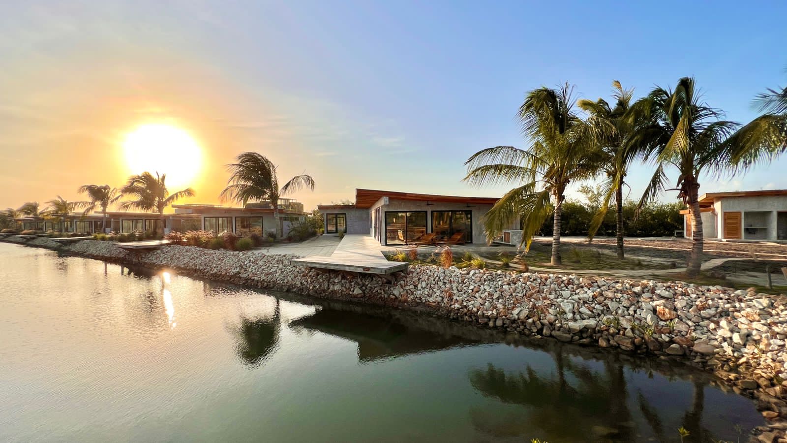 Featured image of property SeaBird Belize Luxury Homes