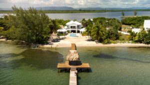 Featured image of property Luxurious Family Villa on the Caribbean Sea