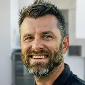Headshot of Marc DiBrita REMAX Belize agent